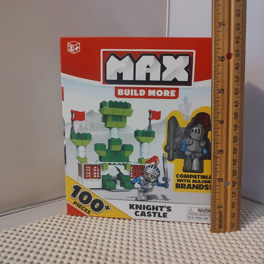 Max Build More Knight's Castle NWT Building Toy Set Lego Compatible